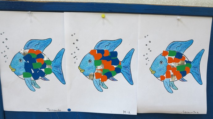 gemalte und gedruckte Regenbogenfische